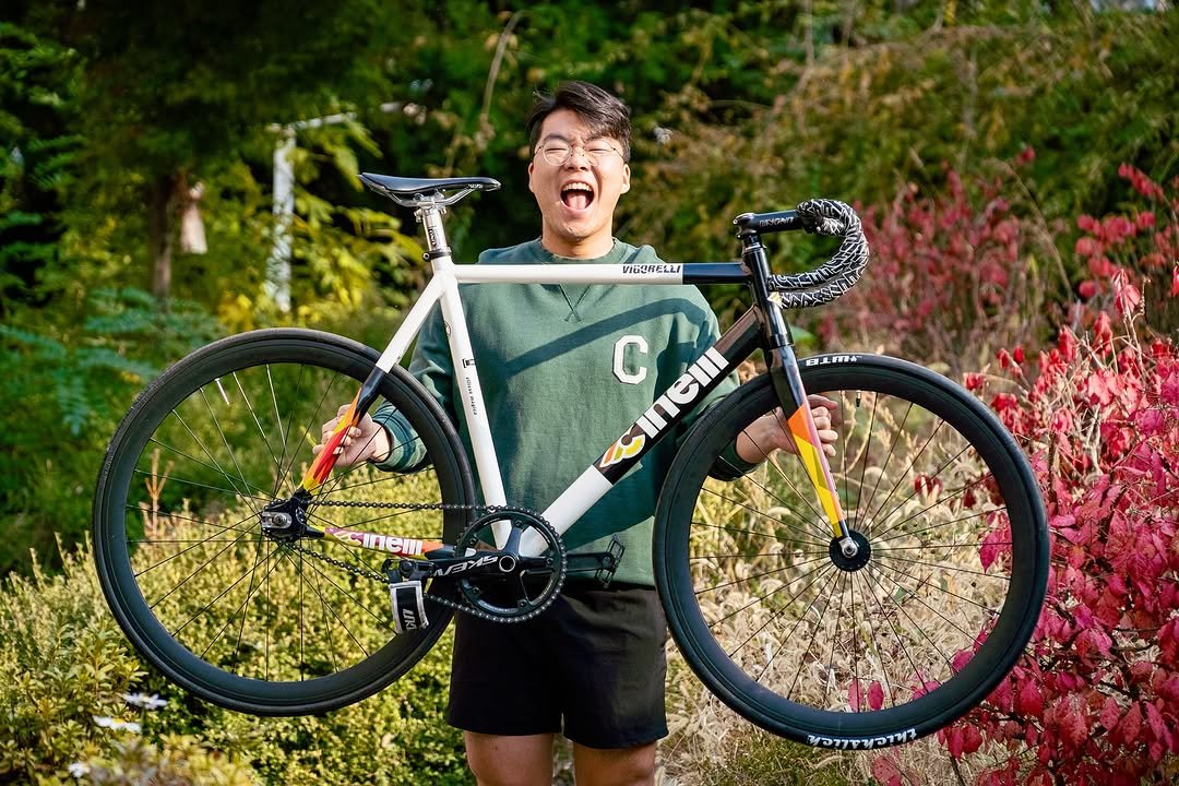 Photo by 0.1통라이더 on November 14, 2025. May be an image of bicycle and text that says 'VIGORELLI La LM4 sineil C Inem TSR พอาาอาหา'.