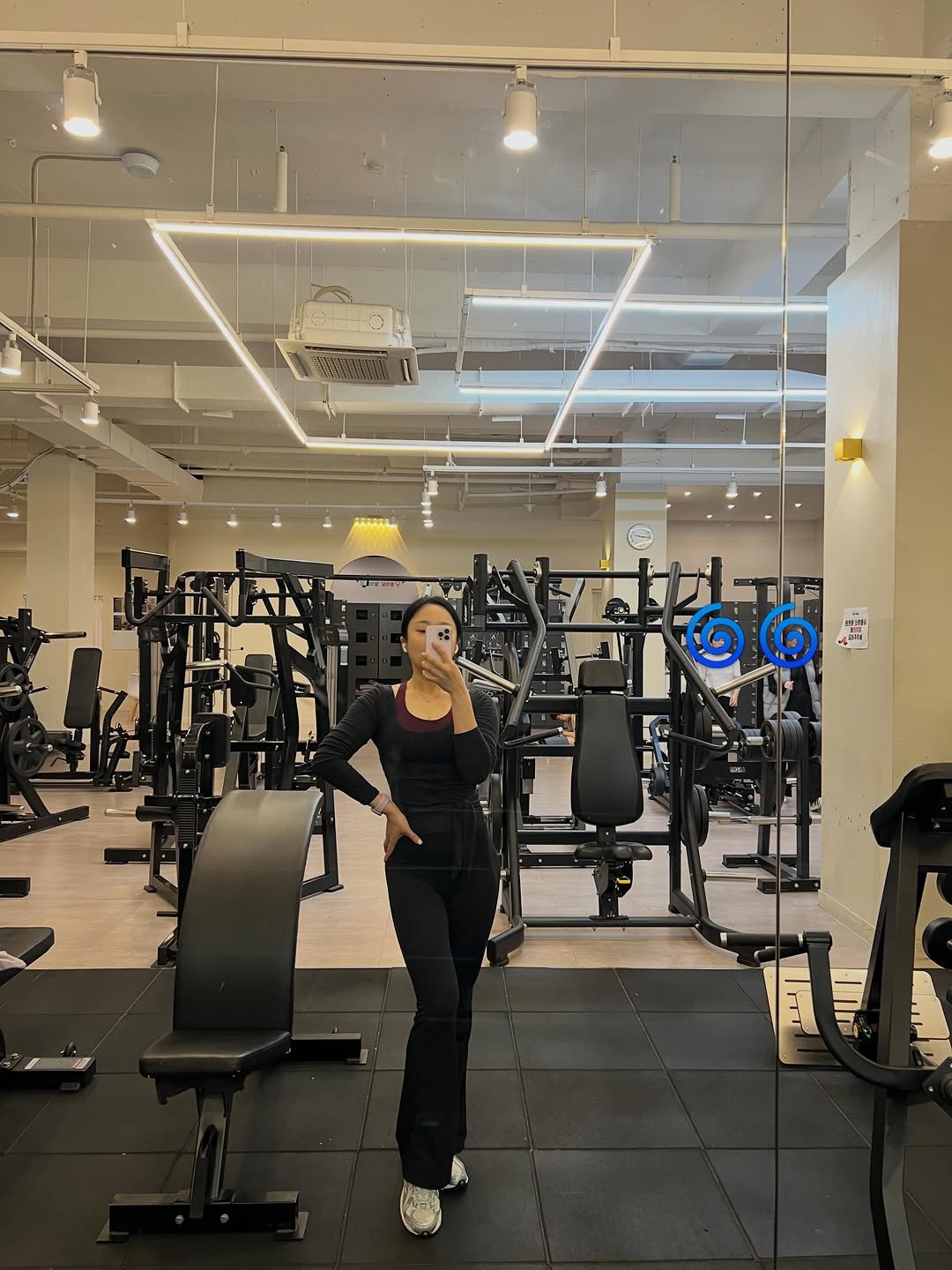 0.sua 게시물 이미지: .
오늘도 짧게지만 오운완💪🏽