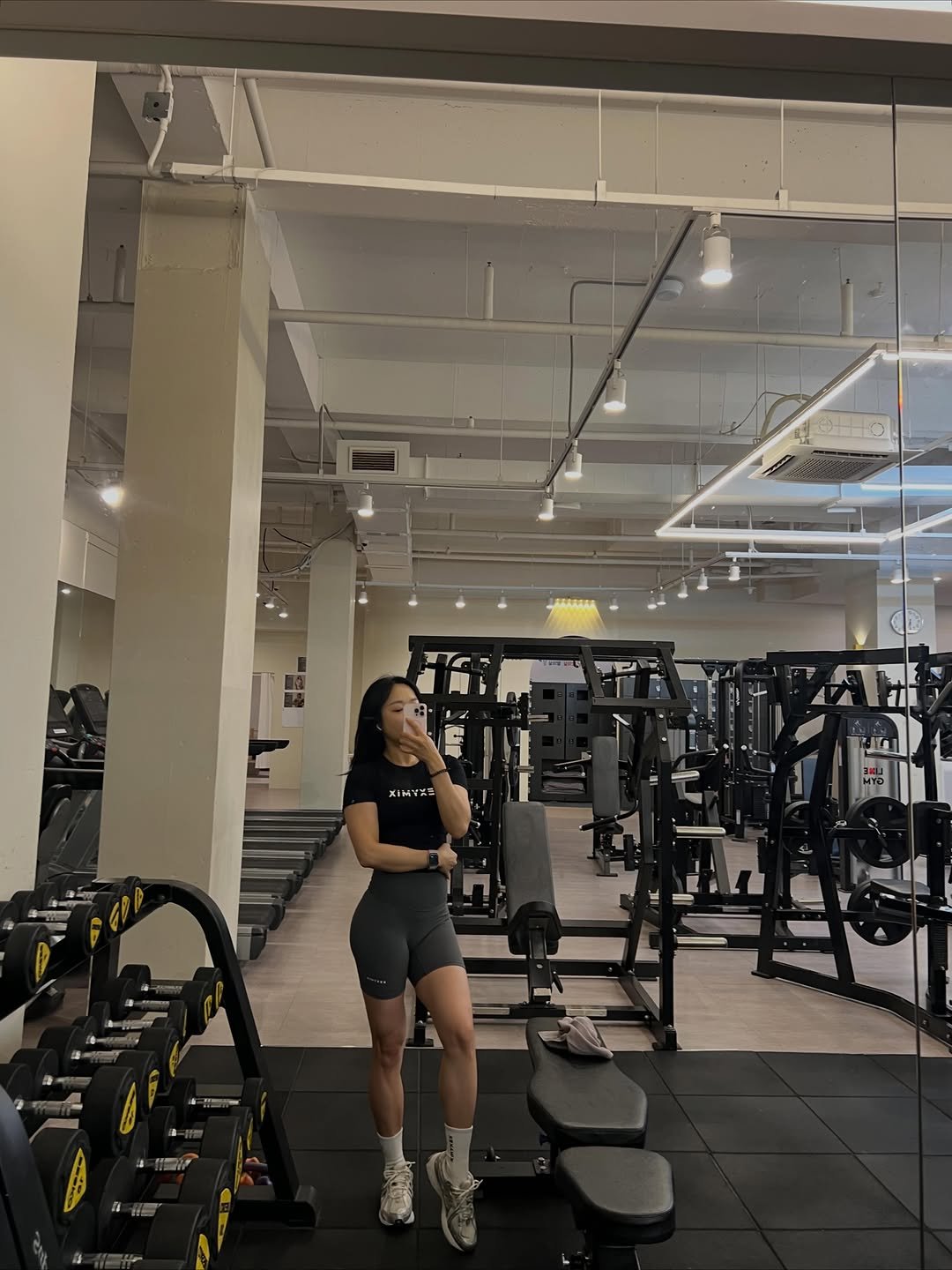 0.sua 게시물 이미지: .
오늘도 어깨가슴 시원하이 조져부러땅💪🏽🔥
여리여리는 그냥 다음생에 할래^_^