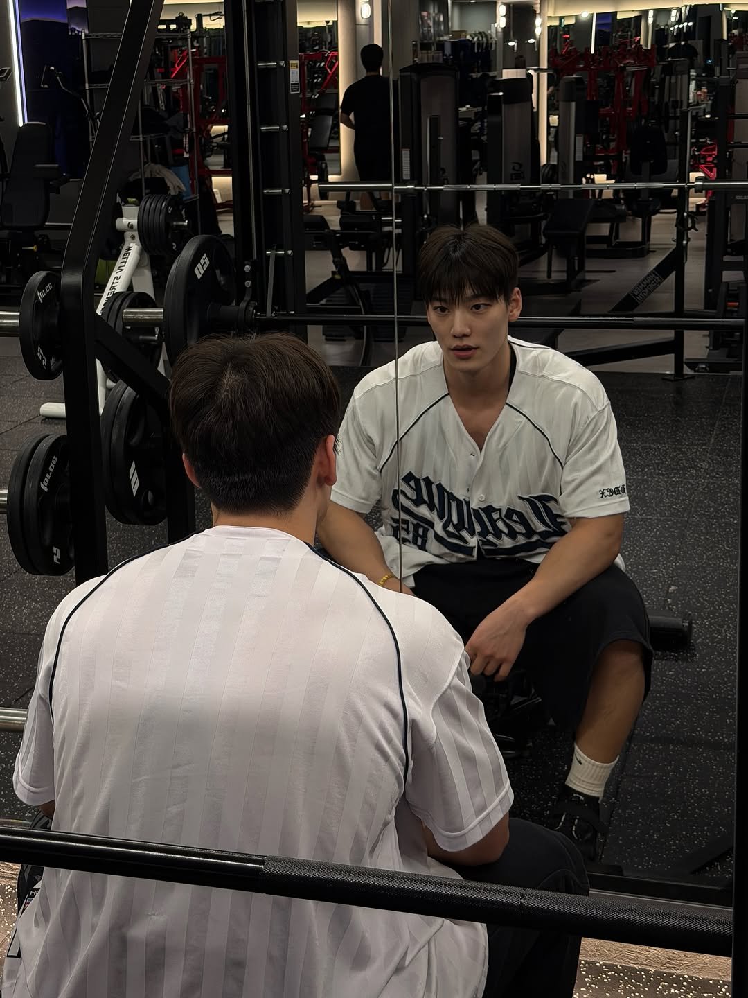 Photo shared by 임득균 on April 02, 2026 tagging @hdex__official. May be an image of basketball and text.