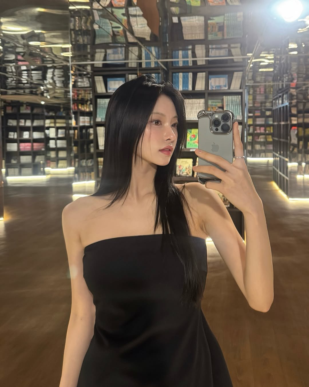 0616gy 게시물 이미지: 스토리 반응이 좋길래 ..//🖤