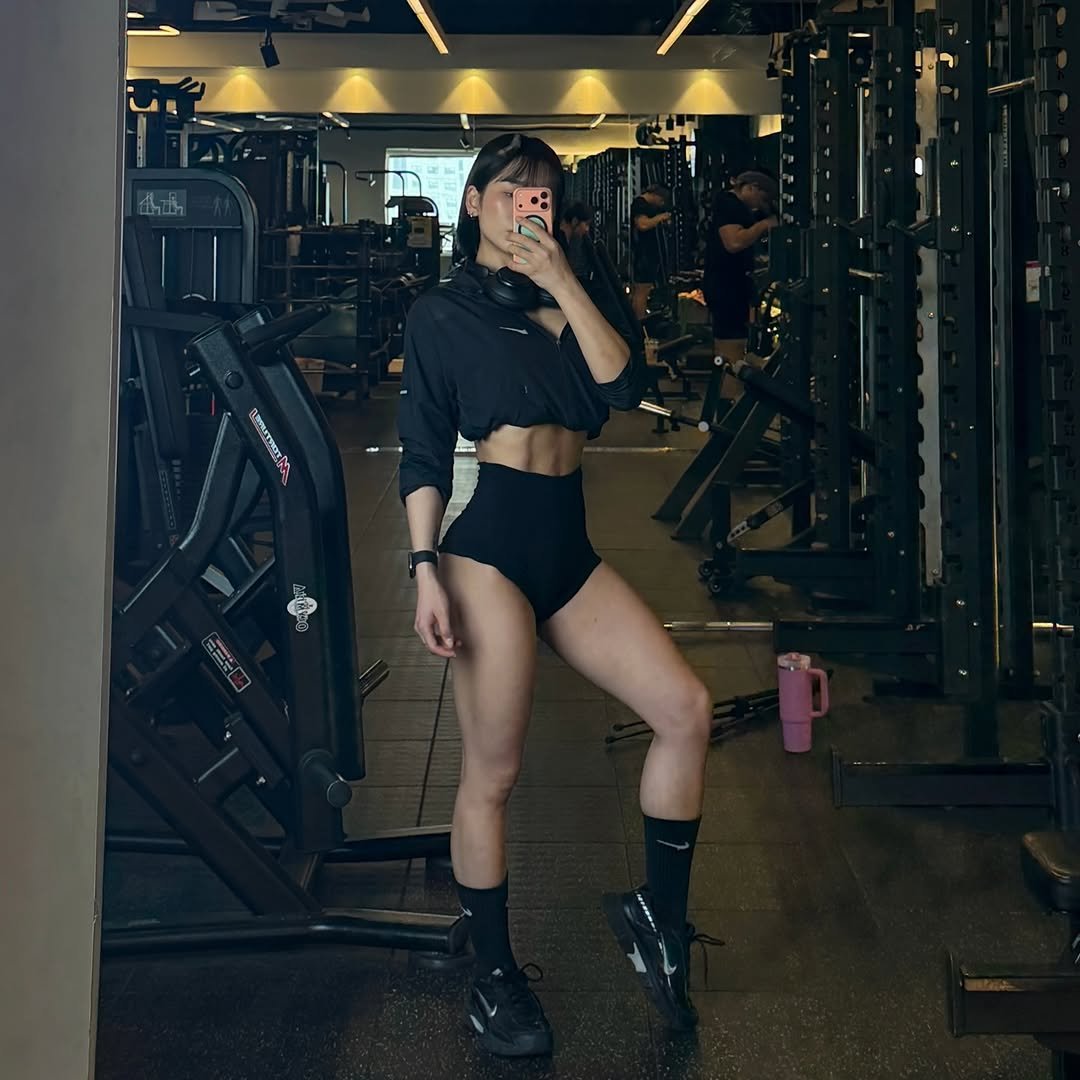 07.25ej 게시물 이미지: 요즘 하체가 재밌어지려해 😗
-
-
-
#부산 #경성대pt #다이어트 #힙운동 #하체운동