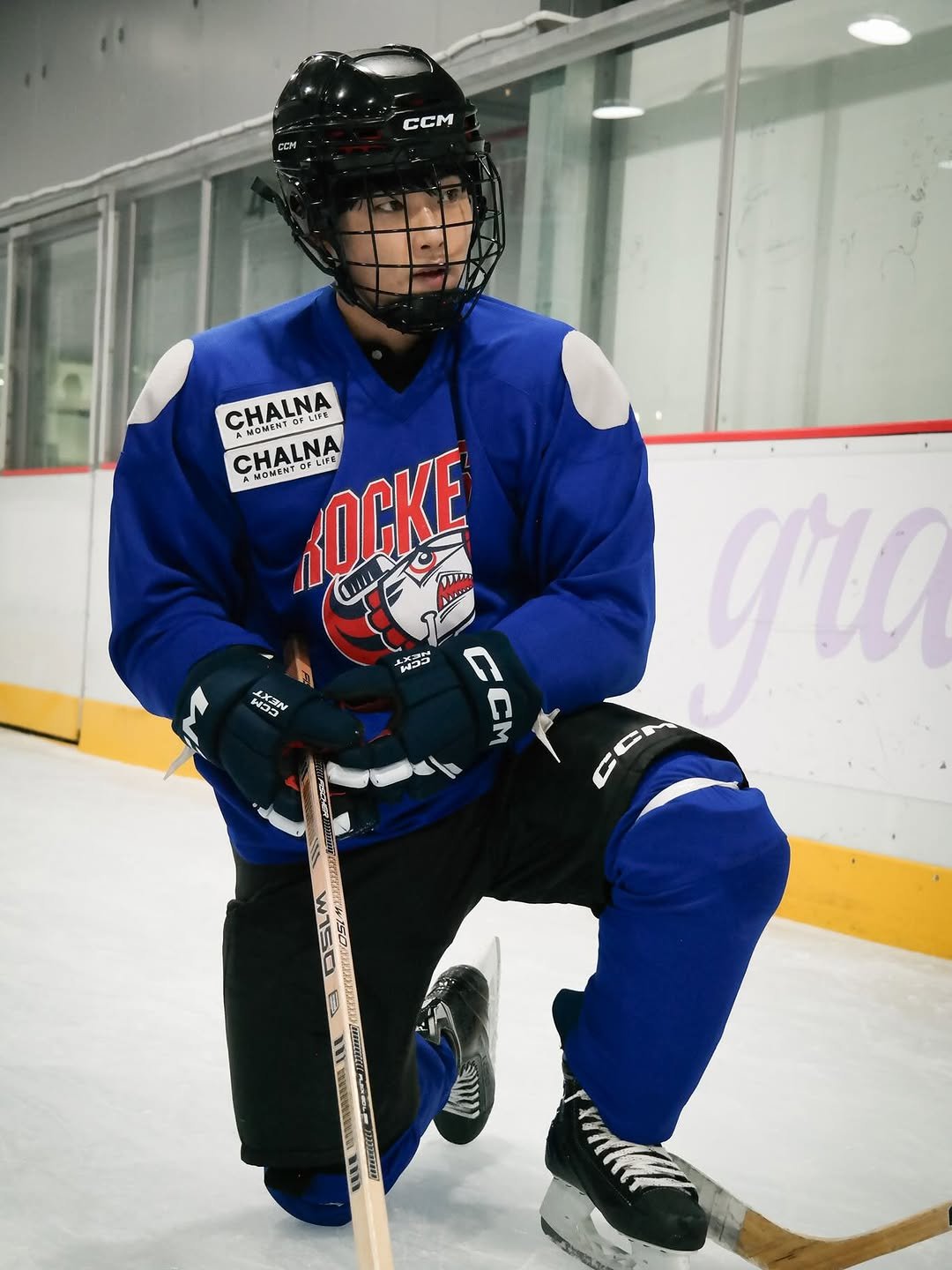0__0life 게시물 이미지: 아이스하키 ⛸️🏒 

취미로 한번 해볼까 고민중🤔