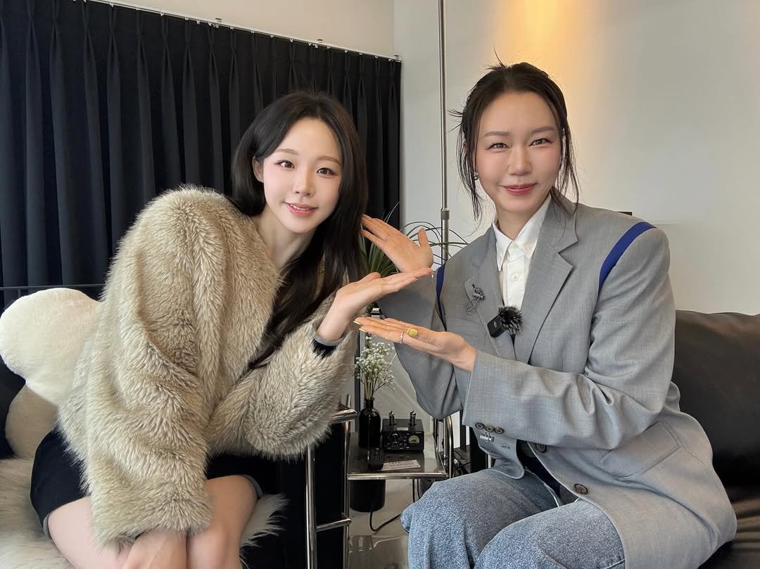 Photo shared by 오션 on March 06, 2026 tagging @byher_image. May be an image of one or more people, braids, top and text.