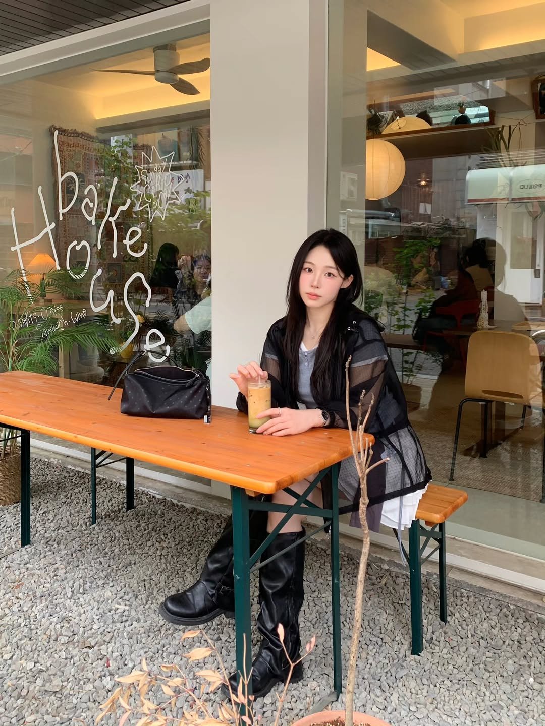 0cean_boutique 게시물 이미지: 금방 지나가는 봄은 열심히 즐겨야햇!💫

밀물이들 오늘 날씨 진짜 조으니까
다들...