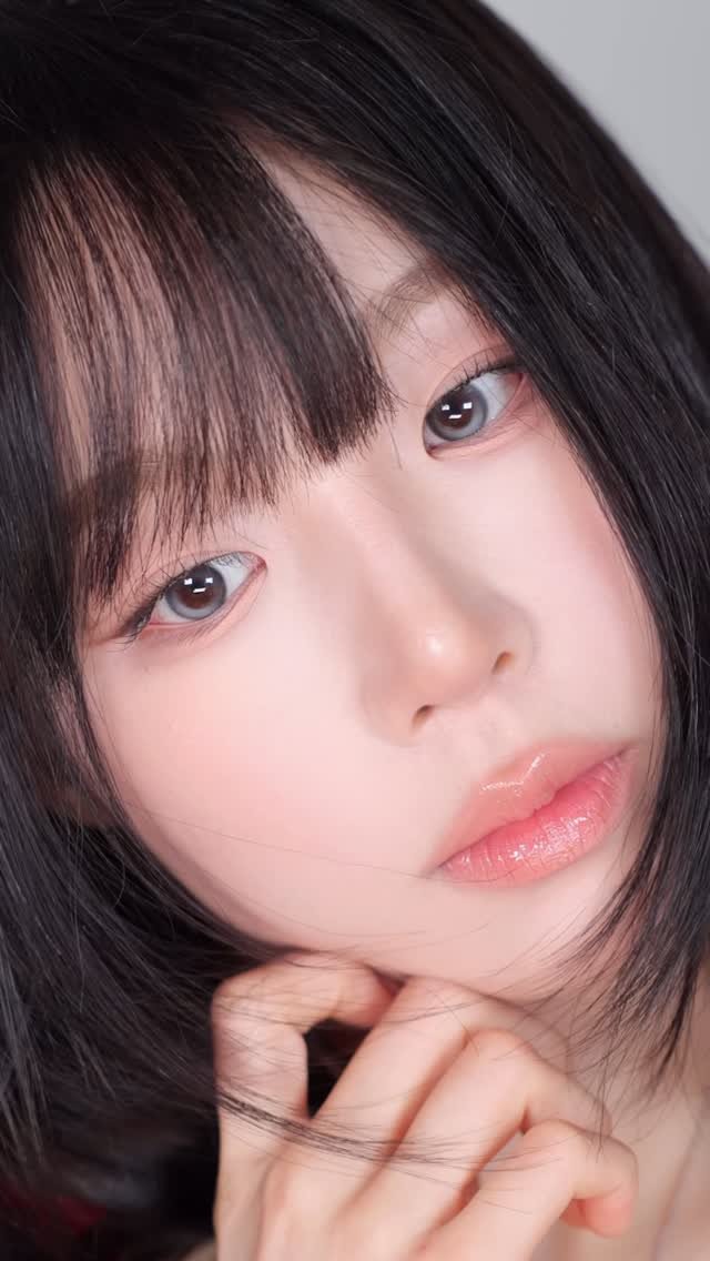 0cean_boutique 게시물 이미지: 나우아임영한테 DM 안 받는 메이크업📩