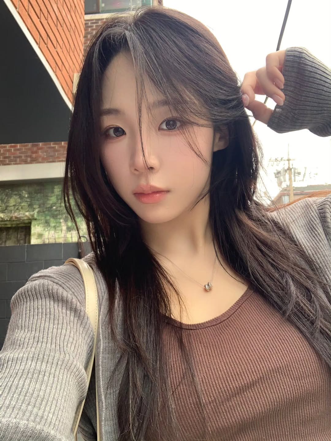 0cean_boutique 게시물 이미지: 왜 벌써 연휴 끝.?
그치만 이번주는 수목금만 힘내면
금방 토요일이 온다! 화이팅 밀물이들🤎
