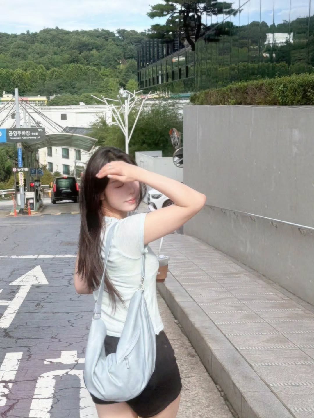 0cean_boutique 게시물 이미지: 세상엔 가지고 싶은게 넘 많아~>3<
부자가 되고싶다..💬

레몬에 민트 조합은...
