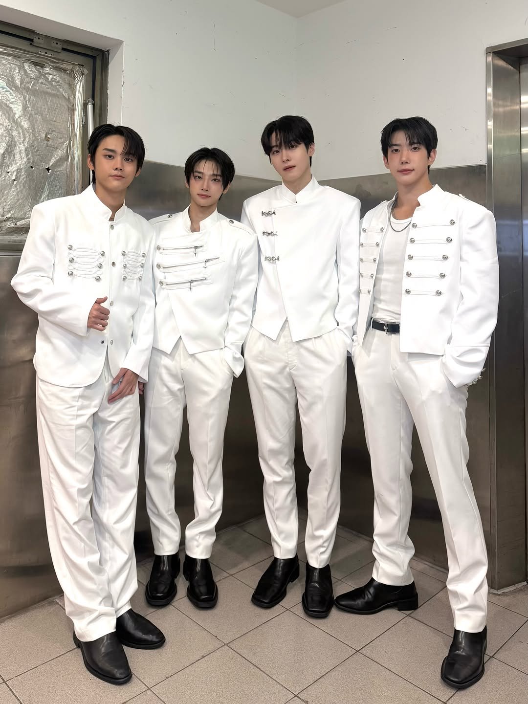 0nepact 게시물 이미지: [💙_#원팩트]

대만 공연 완료! 이번 공연은 어땠어?😮
우리는 이번에도 앤하트...