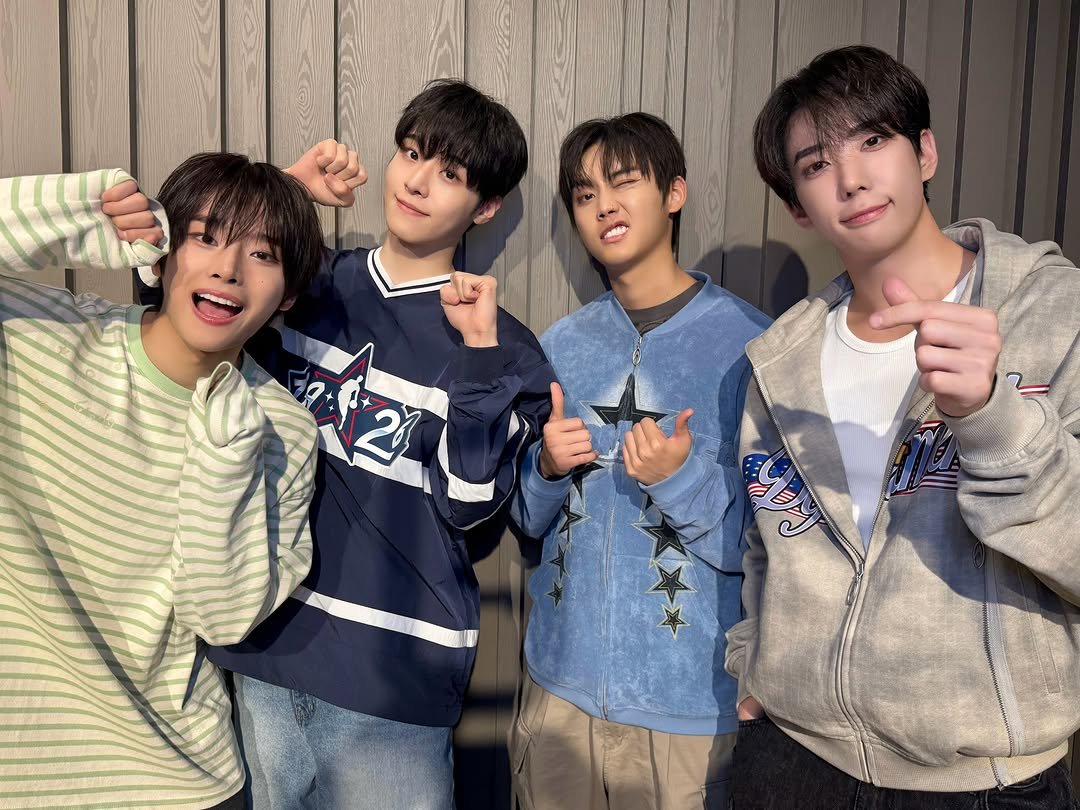 0nepact 게시물 이미지: [💙_#원팩트]

벌써 주말이 끝이라니🥺
오랜만에 주말 내내 앤하트랑 함께 해서...