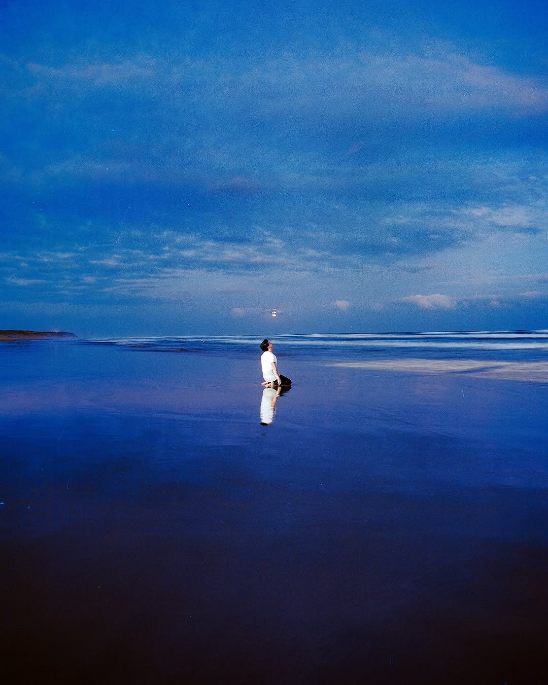 Photo shared by Joshua 魏 Nai on August 07, 2025 tagging @0ojin_, @bourgeois_av, @zhiyun_tech, @ackergray, @allpowersdirect_official, @halidesupply, @88rontan, @hollylandtech, and @pashagoon.