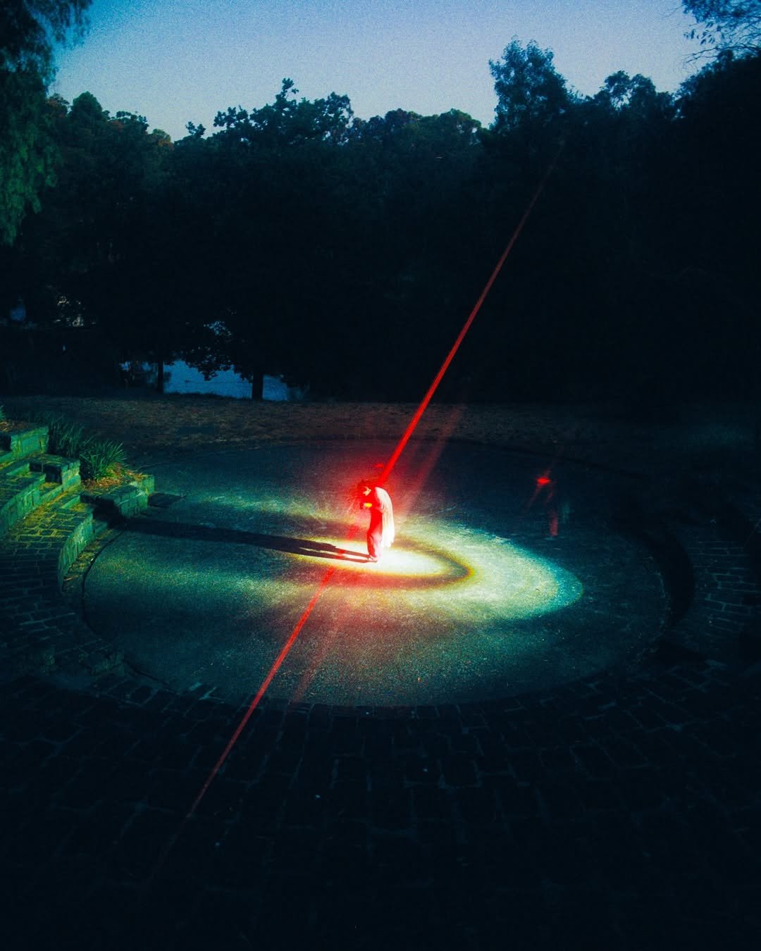 Photo by Joshua 魏 Nai in Fairfield Amphitheatre with @lomography, @filmneverdie, @0ojin_, @reika_ozeki, @godox_global, and @prismlensfx.
