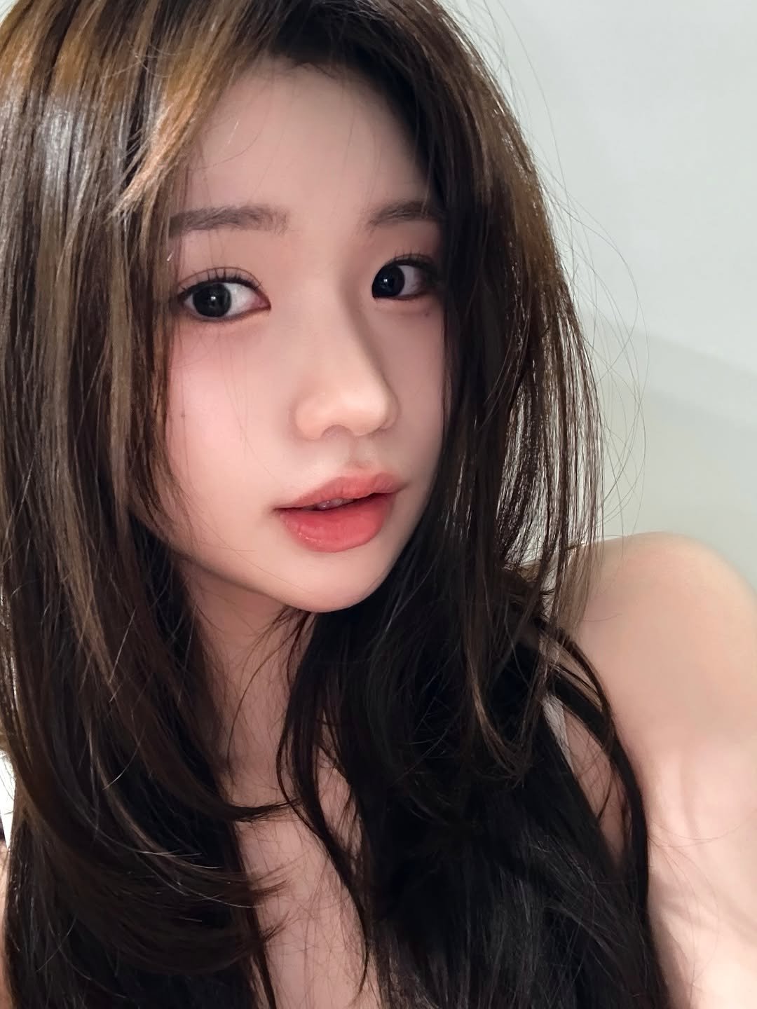 0uroa 게시물 이미지: 6월👋