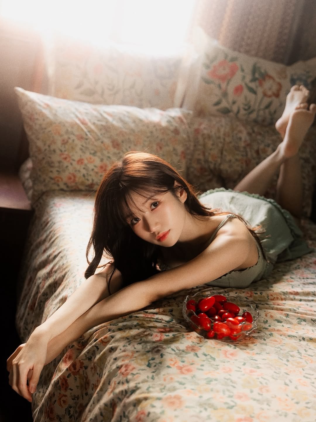 Photo shared by 이로아 on December 10, 2025 tagging @horang_pic. May be an image of sleepwear, slip and bedroom.