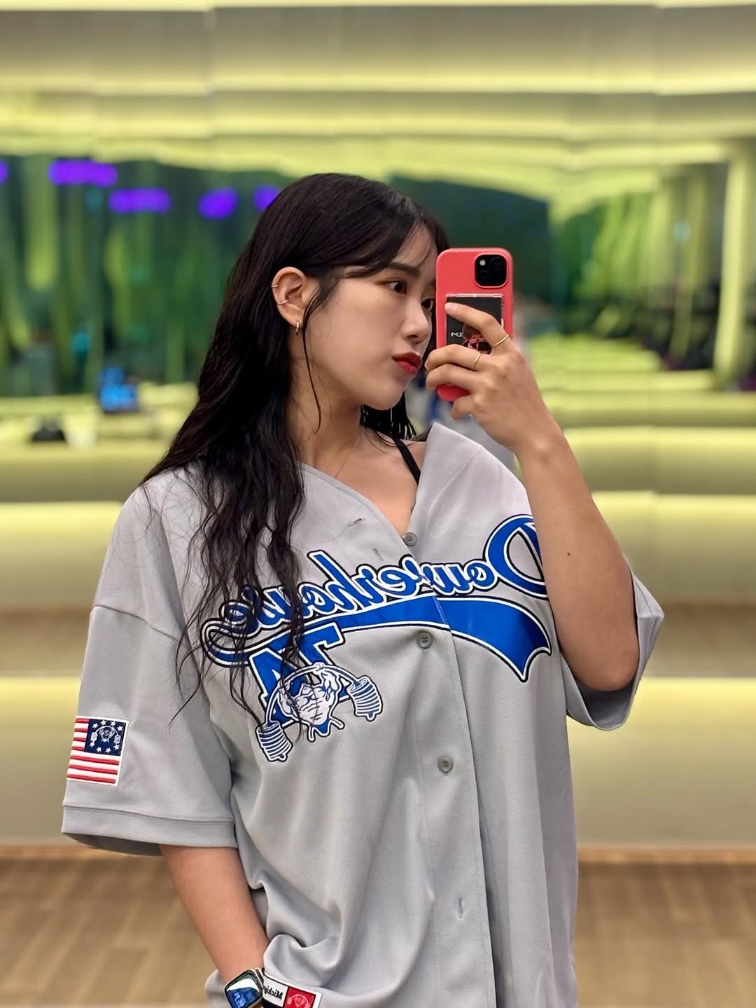 1.7.o_fit_ 게시물 이미지: 파워하우스짐 보자마자 못참아버렸.. 💙 
테토녀는 상의 2xl,, 🧨
#파워하우스짐...