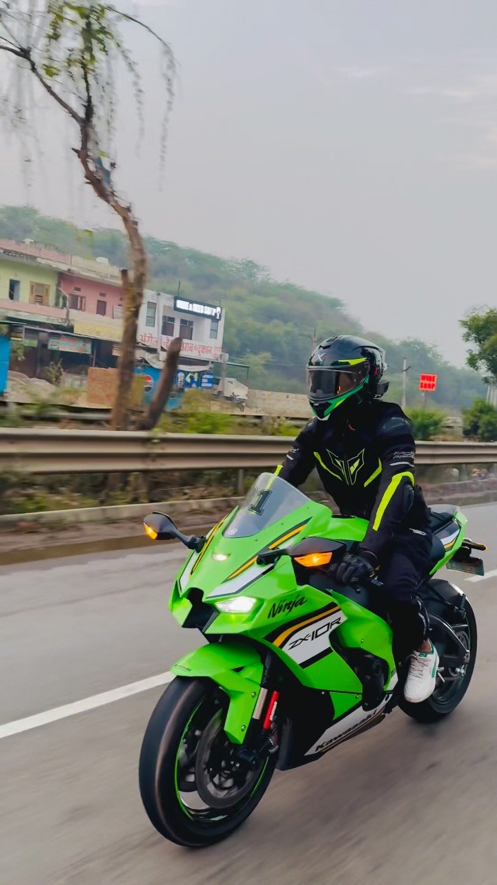 1000r_prorider 게시물 이미지: Ristedaar to jalte hi hai ☠️ #zx10r...