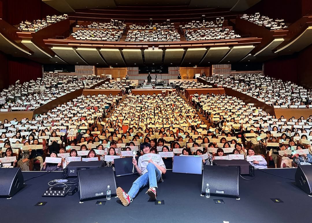 Photo by 나인우 NA INWOO on May 13, 2025.