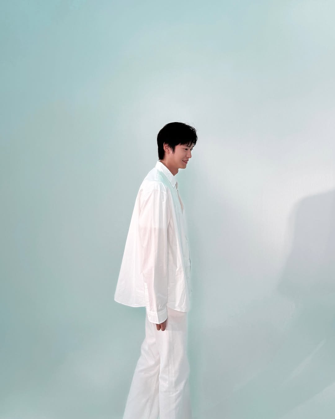 Photo by 나인우 NA INWOO on October 19, 2025. May be an image of top.