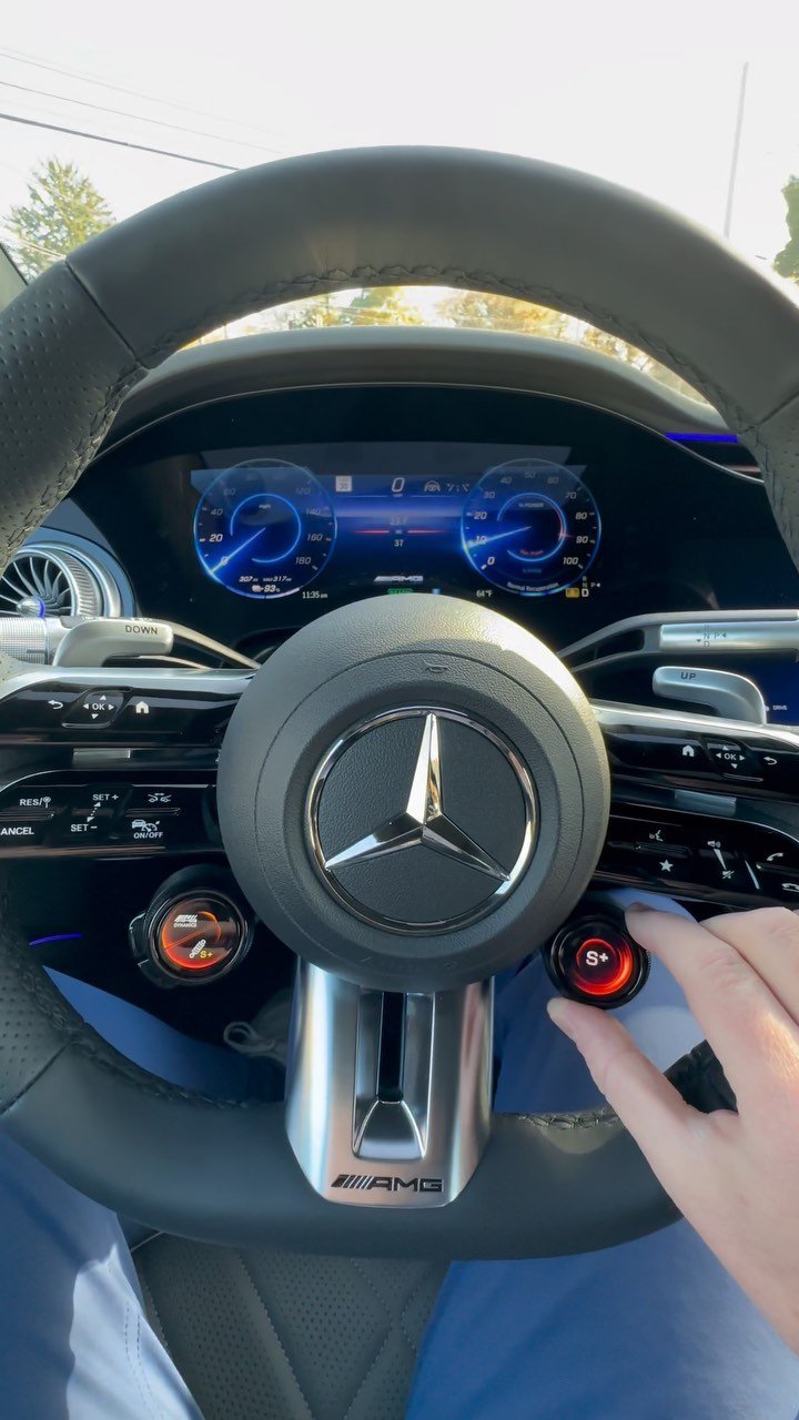 104 게시물 이미지: Mercedes-Benz invited me to drive all four of...