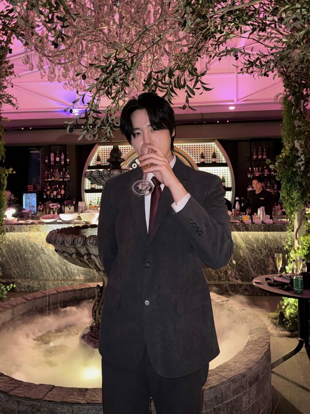 Photo shared by 유도열 on December 06, 2025 tagging @agent_kor. May be an image of suit, dinner jacket, blazer and text.