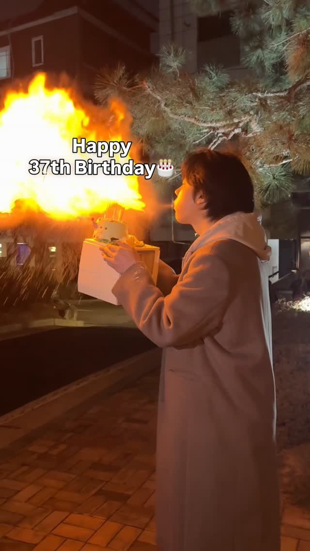 10grammm 게시물 이미지: 나의 37번째 생일을 축하해줘~🎂 #birthday