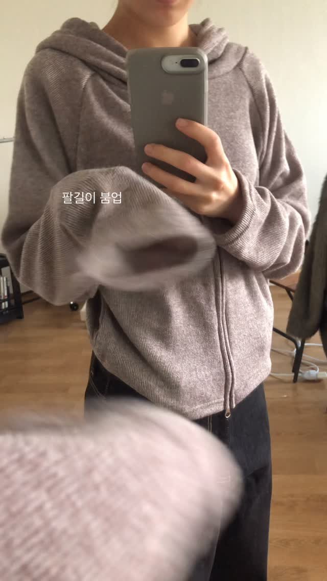 10r1aud 게시물 이미지: 택배깡

1. @nyxx.space *
2. @ertr_____ *
3....