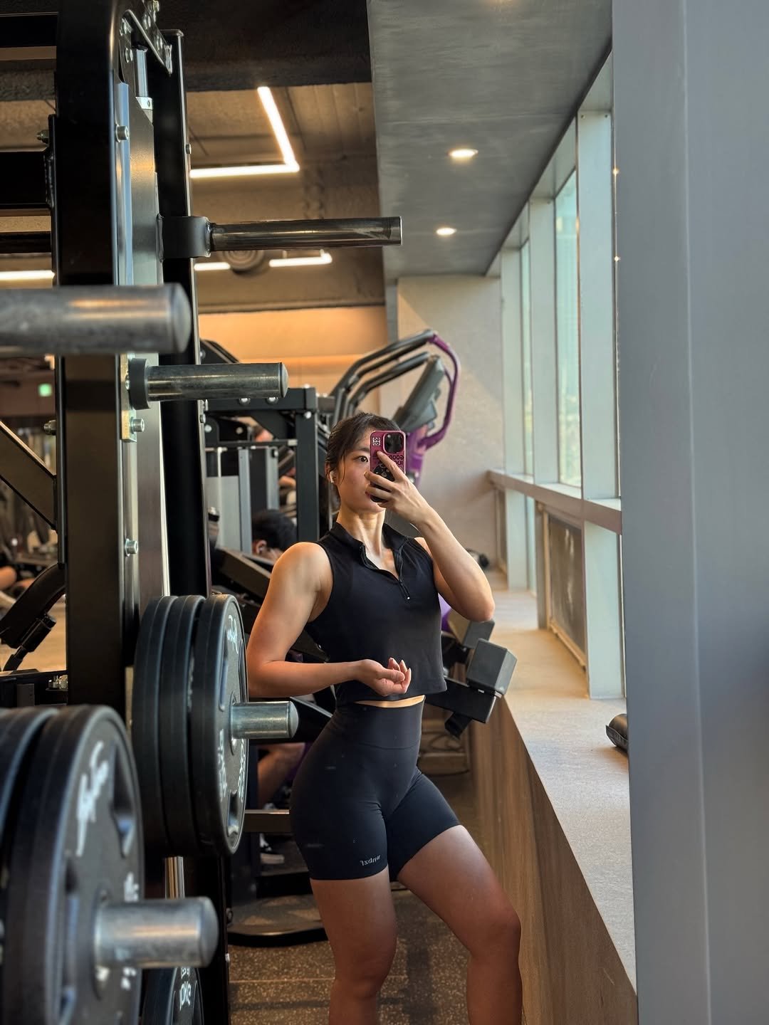 12ny_fit03 게시물 이미지: 어린이날 회원님들 짱 많아서
수줍게 구석탱이 셀카📸