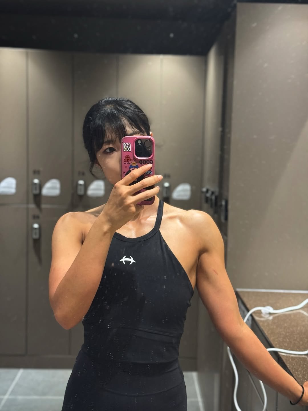 12ny_fit03 게시물 이미지: 다들 화장하고 운동 어떻게 하는고에요
오늘 하루 좋은 기운 만땅 채워넣고 힐링운동😌🍃