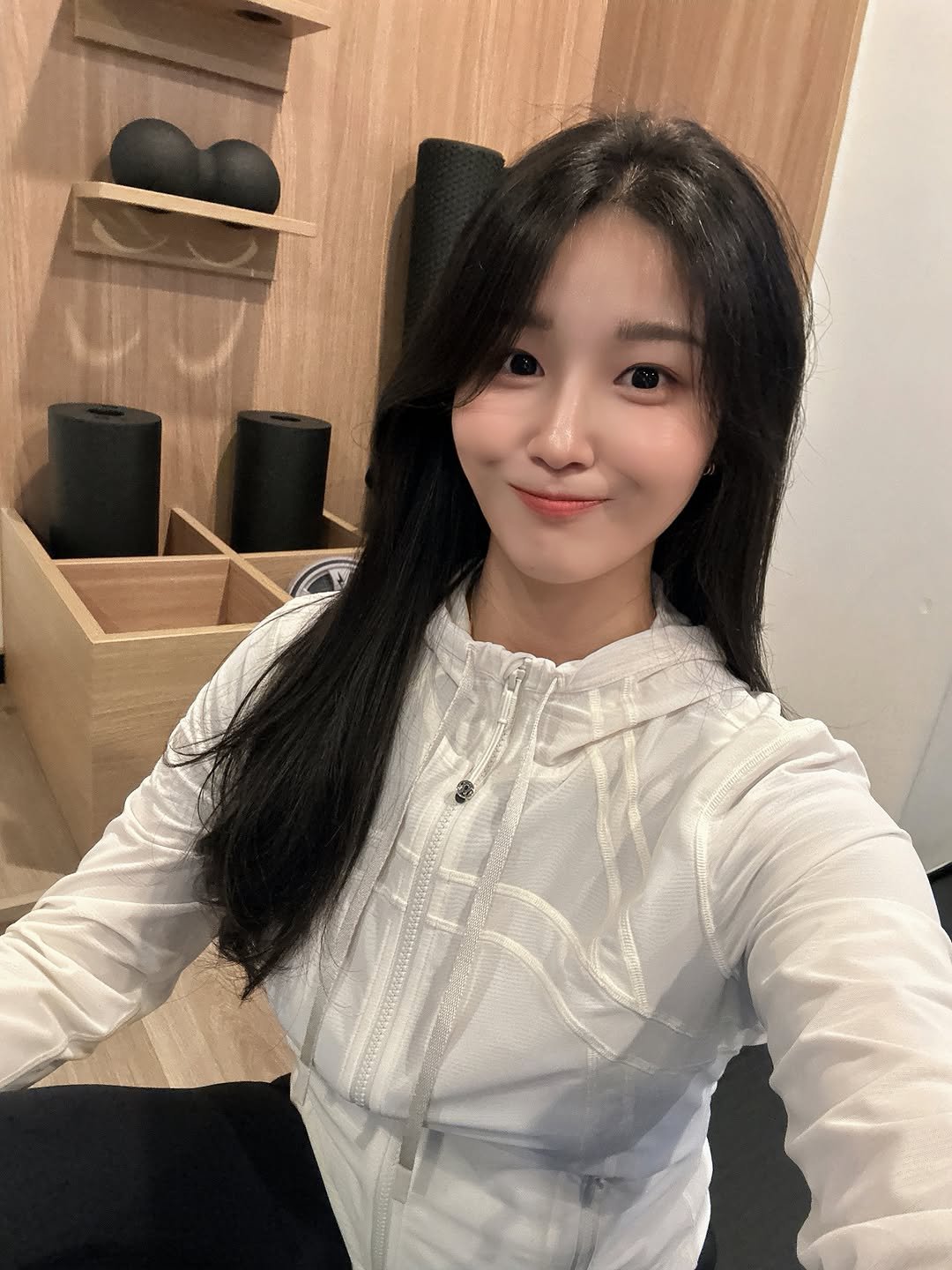 163.59kg_ 게시물 이미지: 🖤🎧🐰🦙🤍

#여행하는다이어터 #웰니스 #diet #운동 #헬스