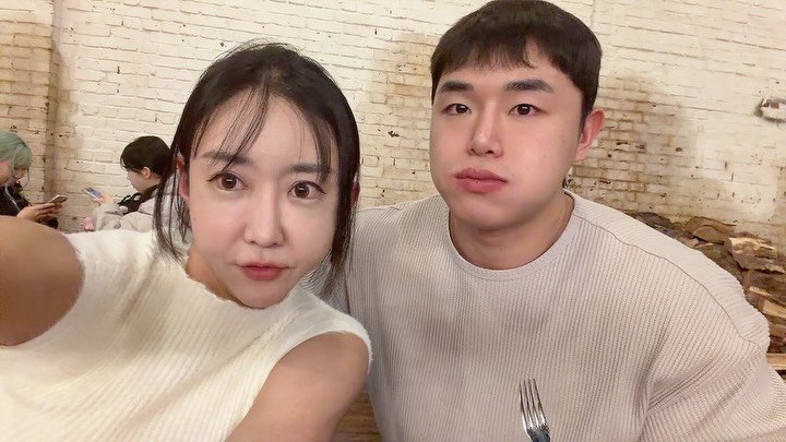 170_taeriny 게시물 이미지: 올해 우디니 만난거 빼고 이룬게 없뜜
그래도 행복함❤️
@bring_it._on

#내얼굴왕만두