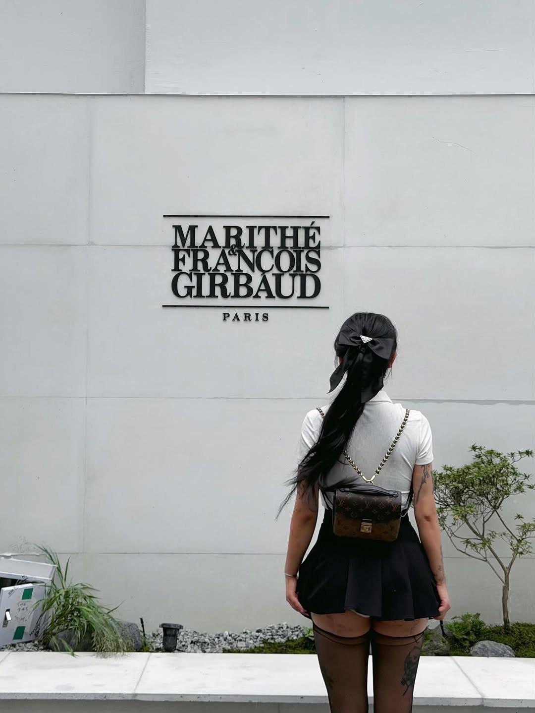 Photo shared by 전보연 on October 06, 2025 tagging @mardi_mercredi_official, and @marithe_kr. May be an image of shorts, miniskirt and text that says 'MARITHÉ FRANCOIS GIRBAUD PARIS'.