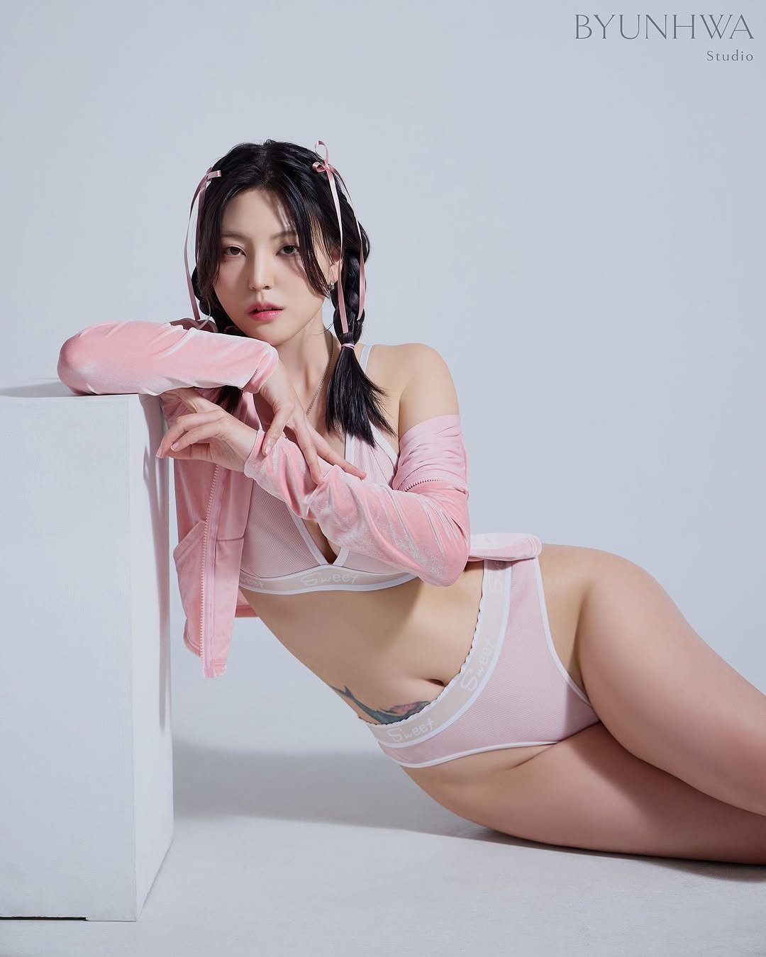 174.8_sky 게시물 이미지: 🎀Lucky Pinky🎀
스근하게 도배해도...