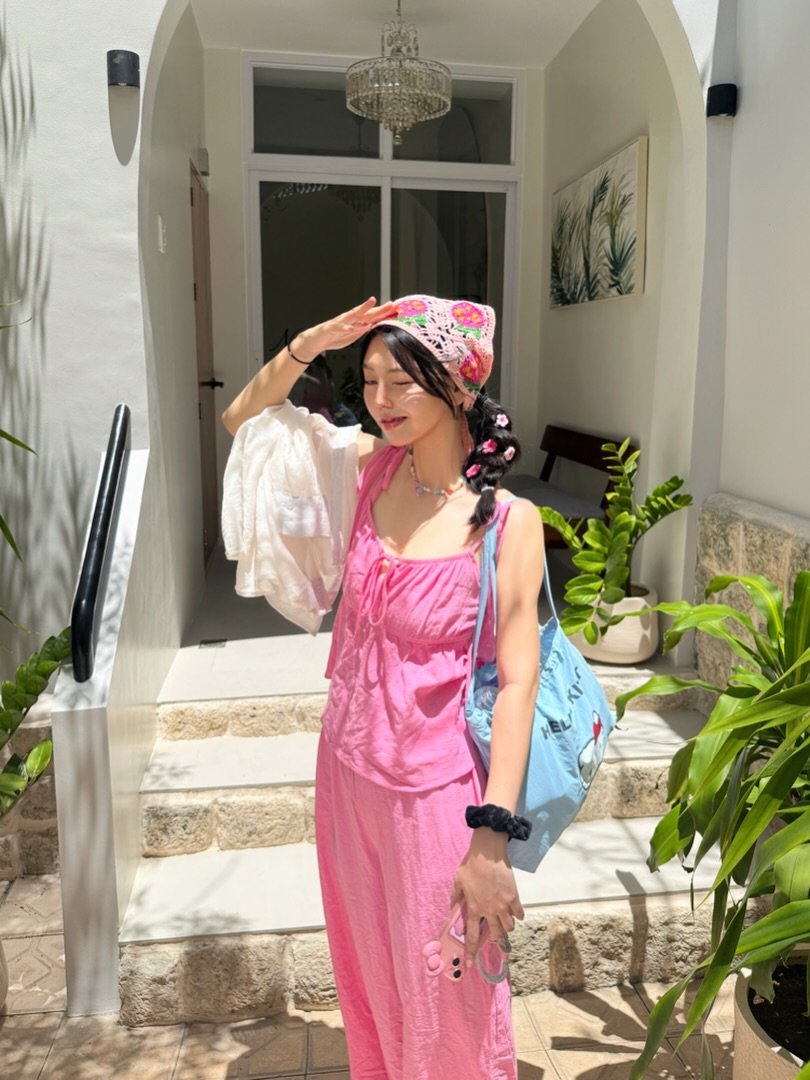 174.8_sky 게시물 이미지: 딸기 우유에 햇살 한 스푼🍓☀️

3월 세부 여행 뒤적거리면서 
넘 상큼했던 그...