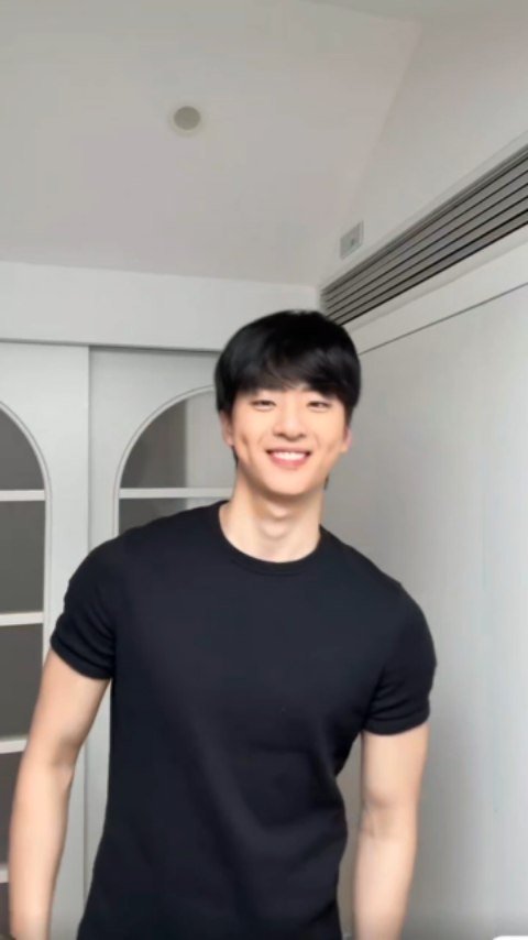 184.95cm 게시물 이미지: Remake #fyp