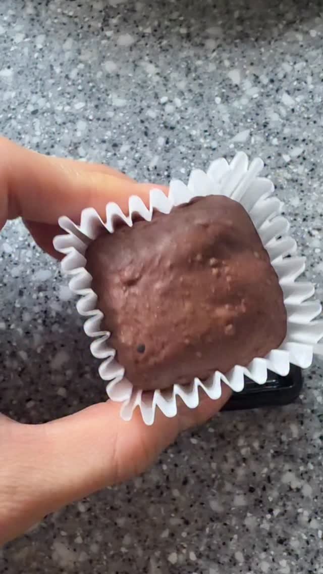 1993.windmill 게시물 이미지: 돈없을 때 두쫀쿠 사먹는 방법

바로 동네빵집 50% 상품권 행사할 때 빵 사먹어서...