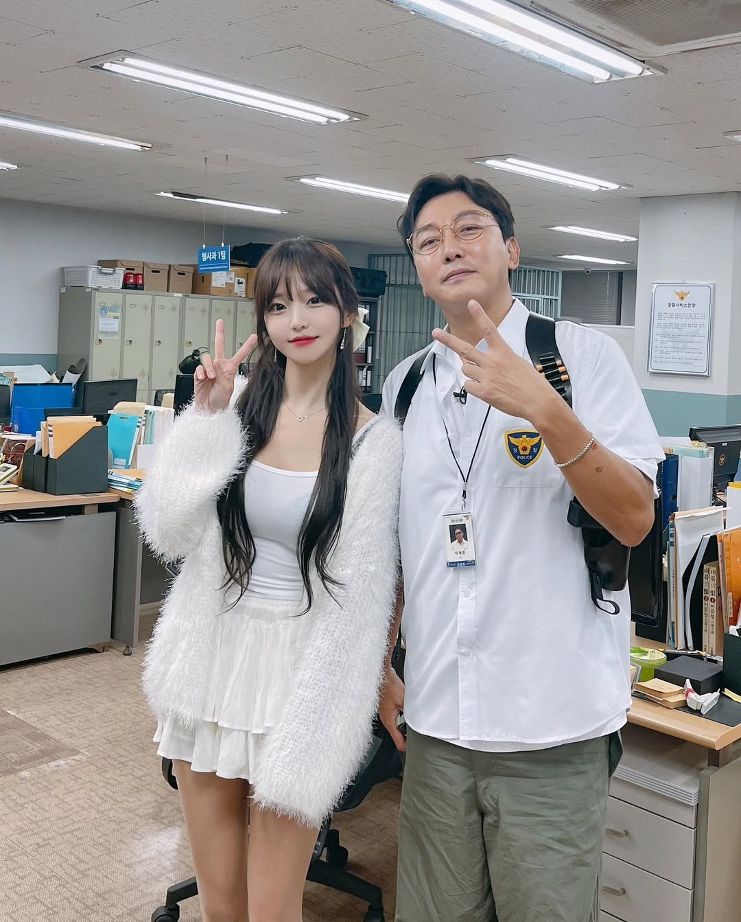 Photo shared by 박민정 ( PARK MIN JEONG ) 🇰🇷 on October 13, 2022 tagging @taksama_, and @itsmin_j.