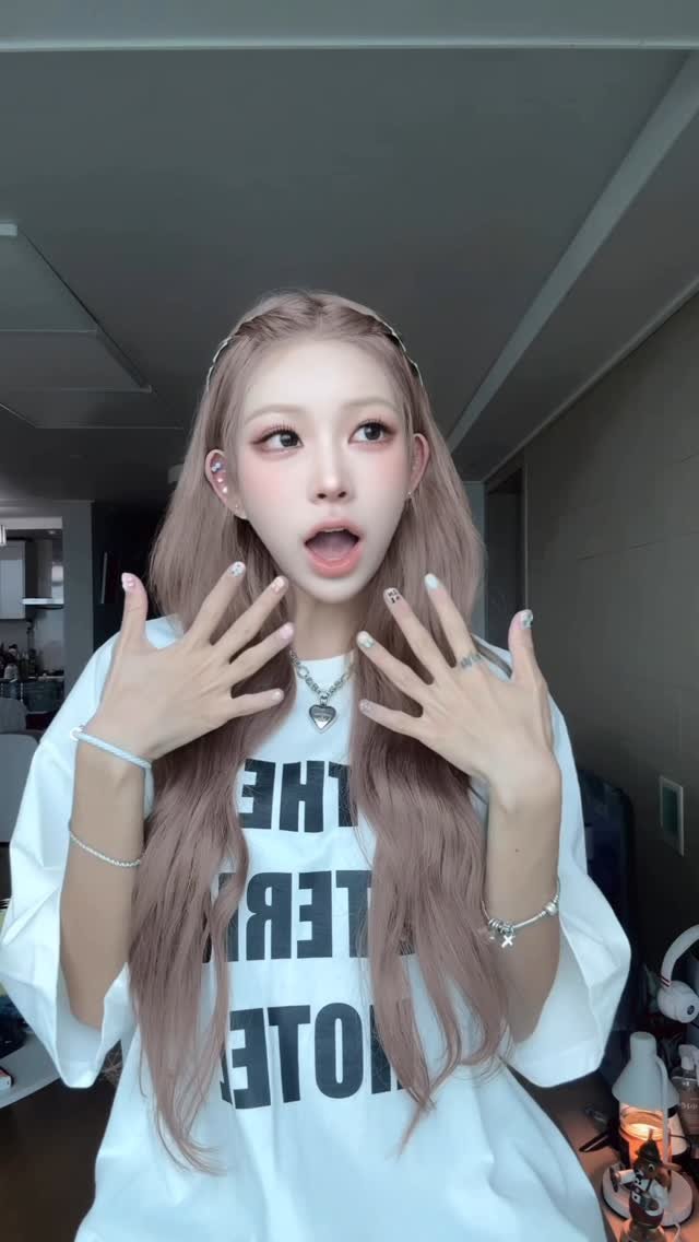 1_6_9._9 게시물 이미지: 머리 색 도란나 붙머까지 넘 맘에 들고? ? ?
@asooo_hae._.pii...
