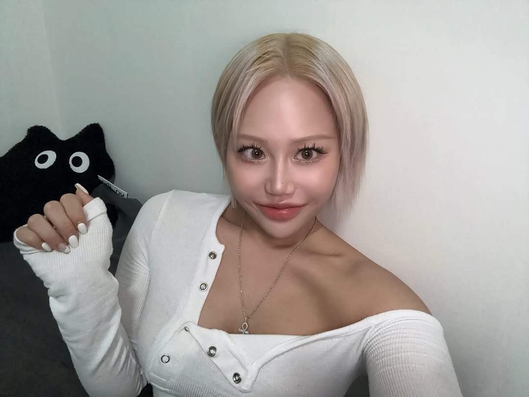 1__48cm 게시물 이미지: 다시는 블랙을 하지 않겠습니다.
.
.
.
.
.
#블랙빼기 #페이크블랙 #백금발