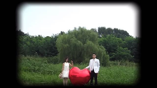 1_jjeong.u 게시물 이미지: 직접만든 식전영상 👰🏻‍♀️

웨딩스냅 촬영할때 #꿀팁 을 드리면.. 
꼭 꼭...