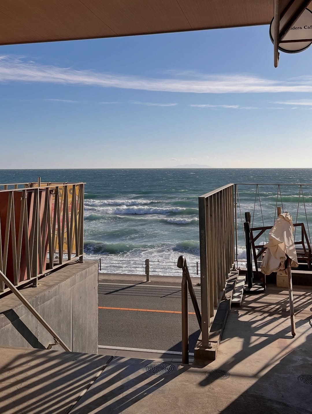 Photo by 🤍🐰🤍 on June 04, 2025. May be an image of deck chair, ocean and coast.