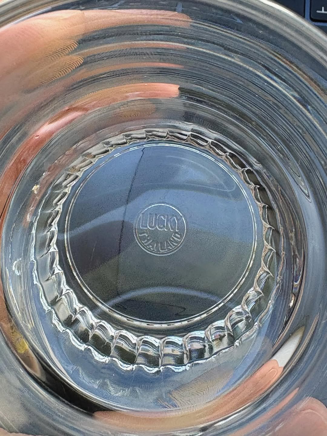 Photo by 은혜 on December 01, 2025. May be an image of ant, water bottle and text.