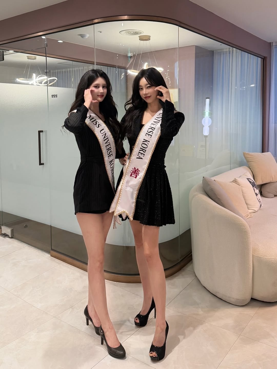 Photo shared by 이블리프로젝트🩵 on January 23, 2026 tagging @acid._.lee. May be an image of one or more people and text.