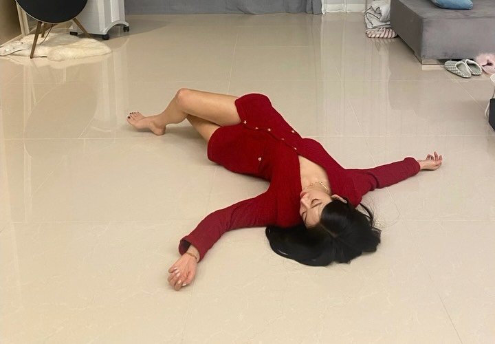 1evely1 게시물 이미지: (나 스토리로만 올렸는데 벌써 품절임박 ㅠㅠ클났네 기다리셨던분들 얼릉...