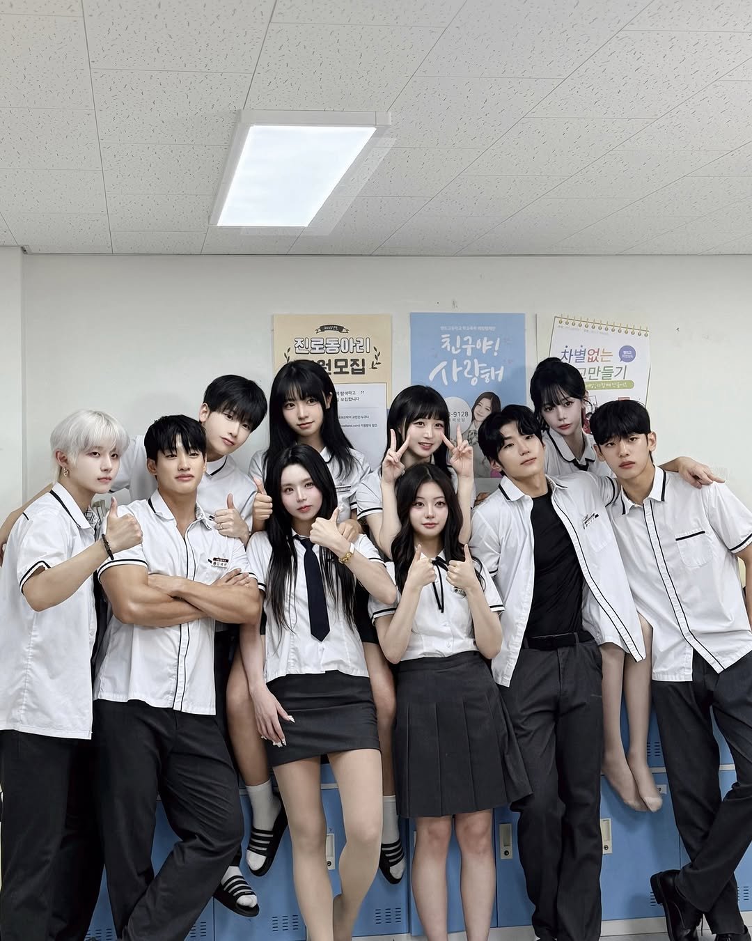 Photo shared by 화수 on September 02, 2025 tagging @1f_okey, @kwinng_, @malang_khieu, and @sapil_highschool. May be an image of 7 people, bangs, costume and text.