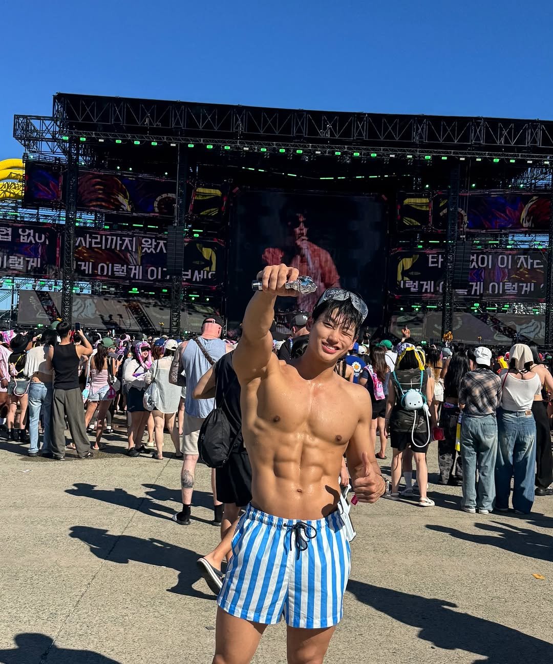 Photo by 김예현 on July 26, 2025. May be an image of 10 people, biceps, underwear and text.