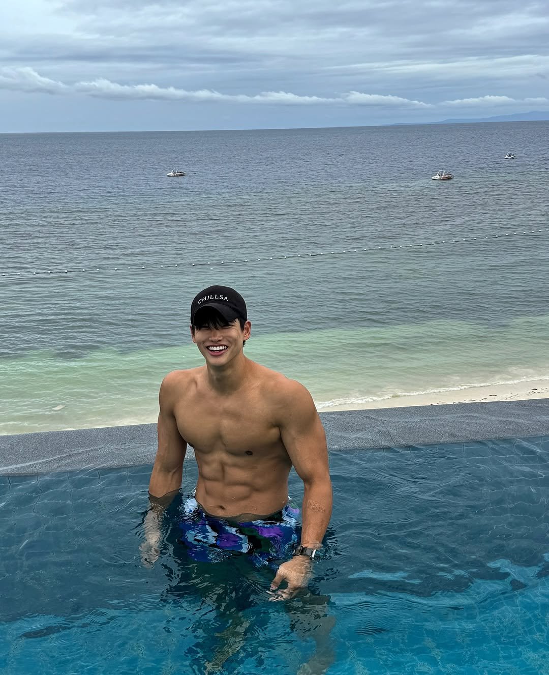 Photo by 김예현 on August 31, 2025. May be an image of 1 person, swimming, beach, ocean, pool and text.