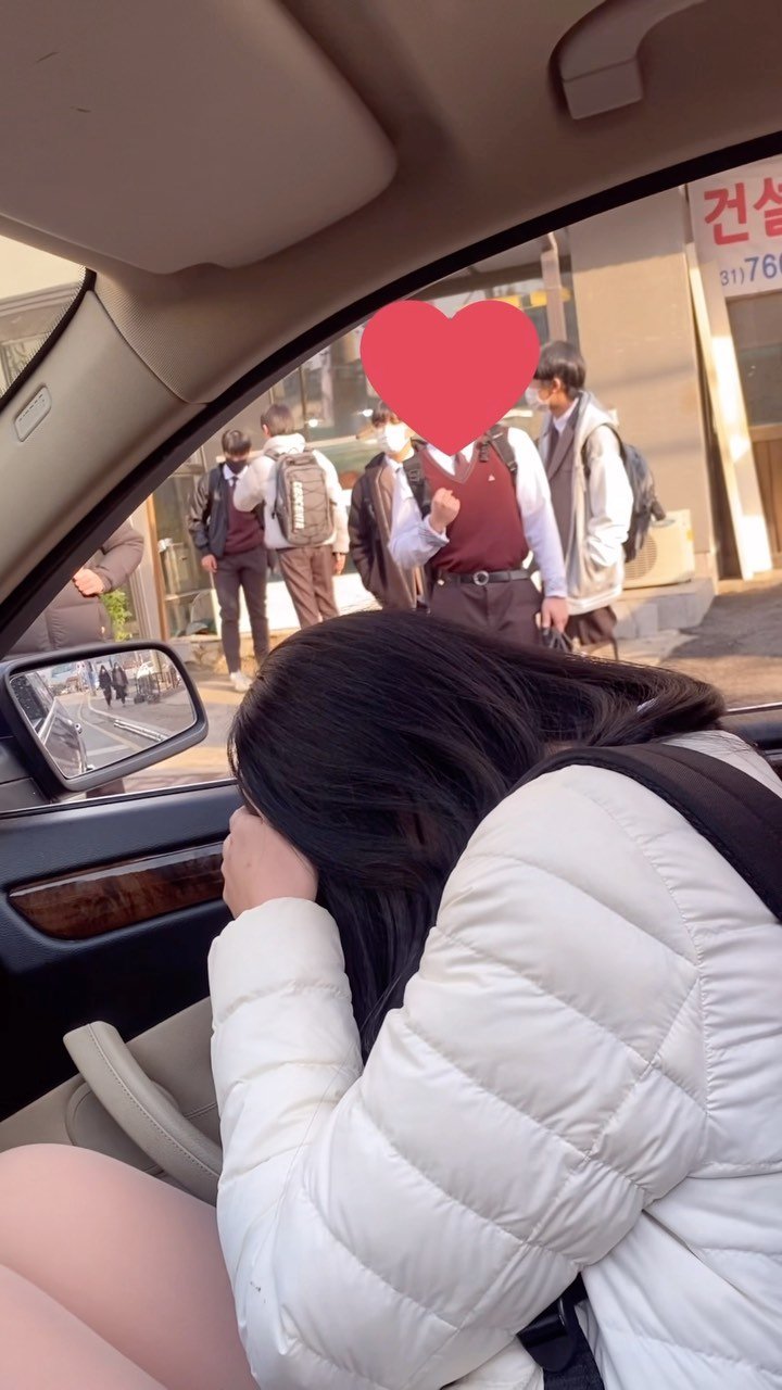 1imsemin 게시물 이미지: 여동생에게 자랑스러운 오빠 되기 성공!! #꽃미남오빠 #친오빠 #자랑스러운오빠