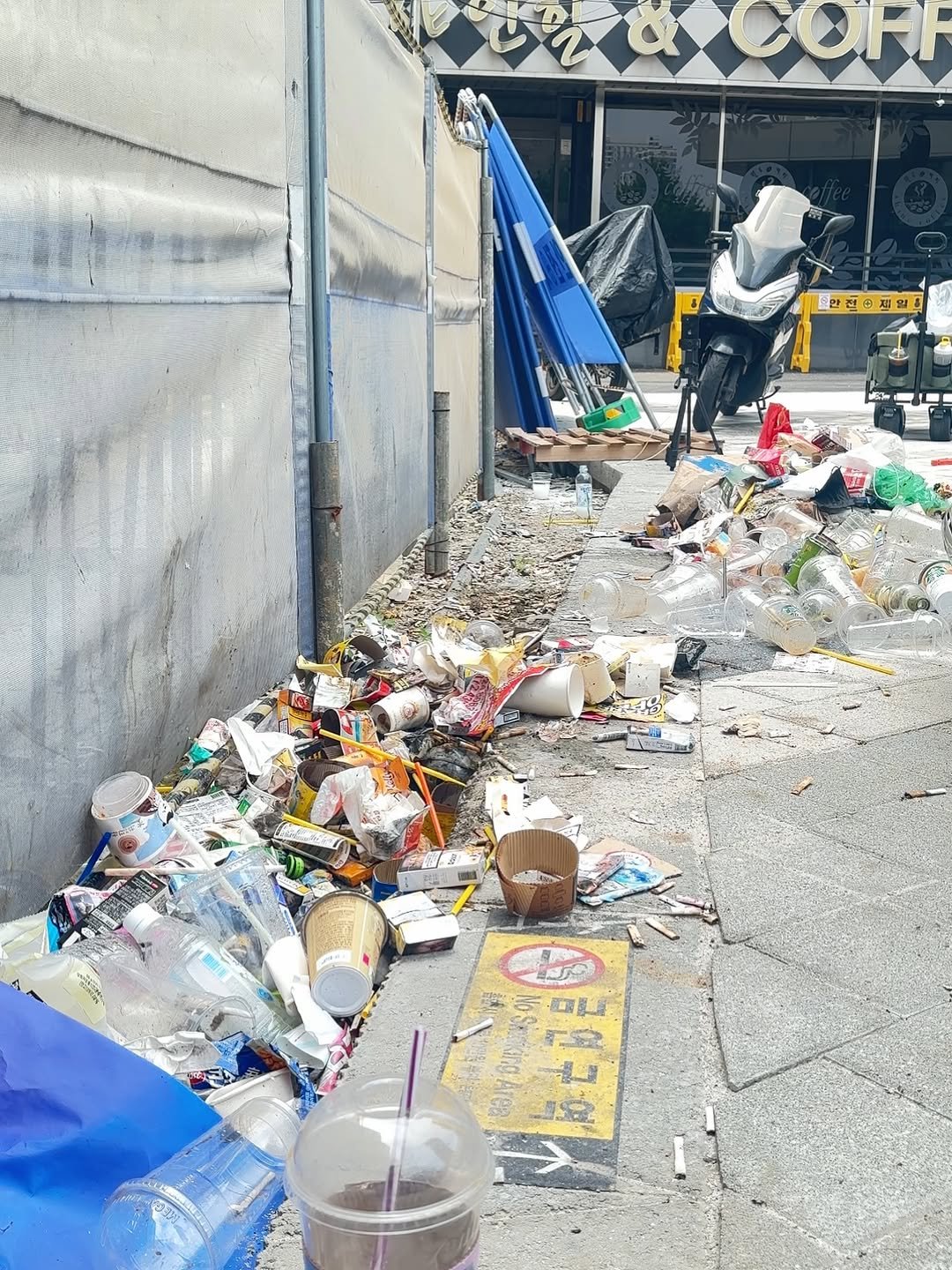 Photo by 청소하는사람 on June 27, 2025.