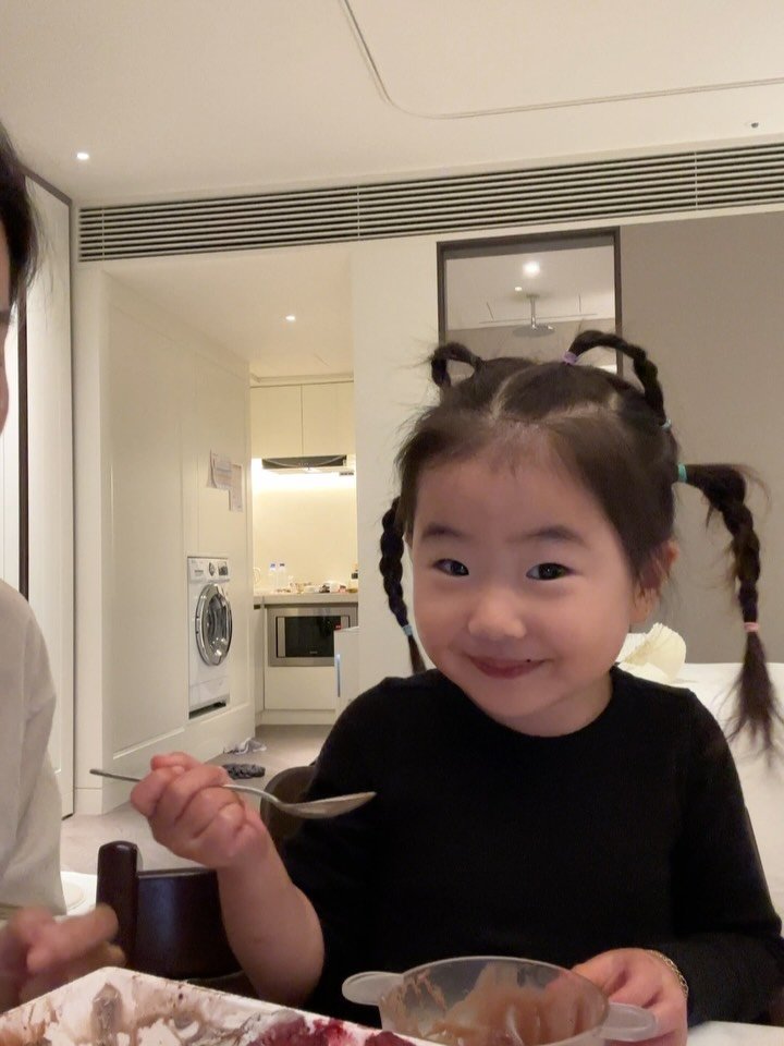 2905_home 게시물 이미지: 콧물 때문에
엄마 냄새가 잘 안 맡아져서 슬프다는
38갤 아기...🤣❤️
⠀
⠀
⠀
#선선하연