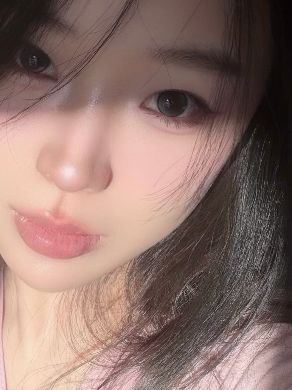 Photo by 메이크업아티스트 이별미 on February 27, 2026. May be a selfie of one or more people, hair and text.